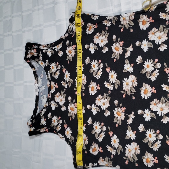 🧑🎄10/10🧑🎄🌼Ardene racer back soft daisy dress in xl🌼 - Picture 3 of 7